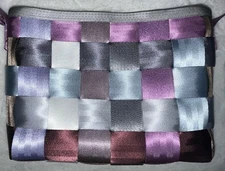 Harveys  Seatbelt Bag - PURPLE HAZE  Large Messenger -NWOT