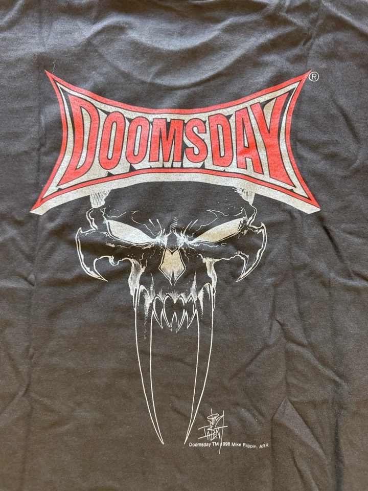 Camiseta promocional 1998 Doomsday XL Mike Flippin Evil Ernie Metal Chaos Comics - Imagem 2 de 4