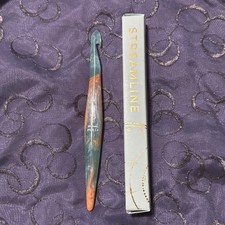 Furls Andromeda Swirl Streamline Galaxy Crochet Hook P 10mm Discontinued