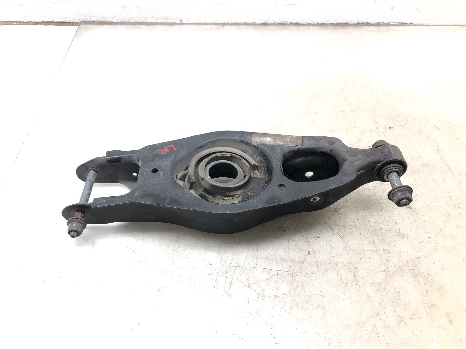 2014-2020 MASERATI QUATTROPORTE AWD LEFT DRIVER REAR LOWER CONTROL ARM OEM.