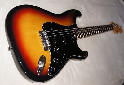 Fender Japan ST-72 Stratocaster Reissue 3 Tone SB Rare Excellent