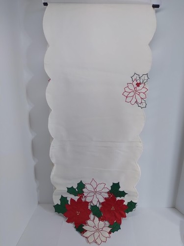 Corredor de mesa beige elegante corte flores de pascua 13,5" X 69" - Imagen 9 de 9