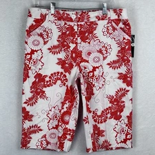 NWT MADISON STUDIO Women's Shorts Red & White Floral Size 14