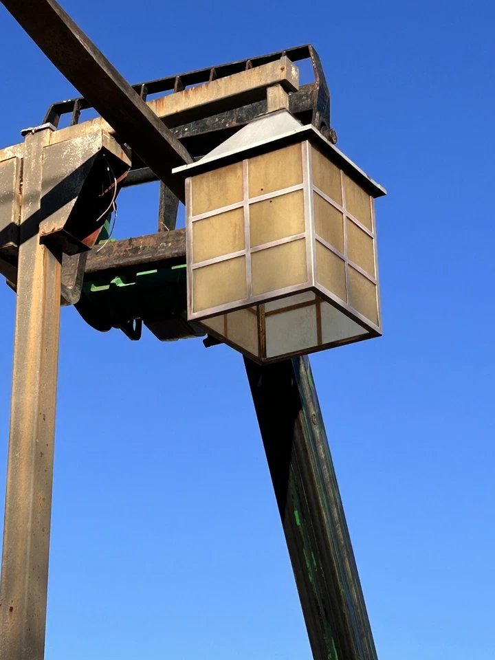 Lámpara de farola grande vintage doble larga John Silver, se puede entregar Foto 3 de 4