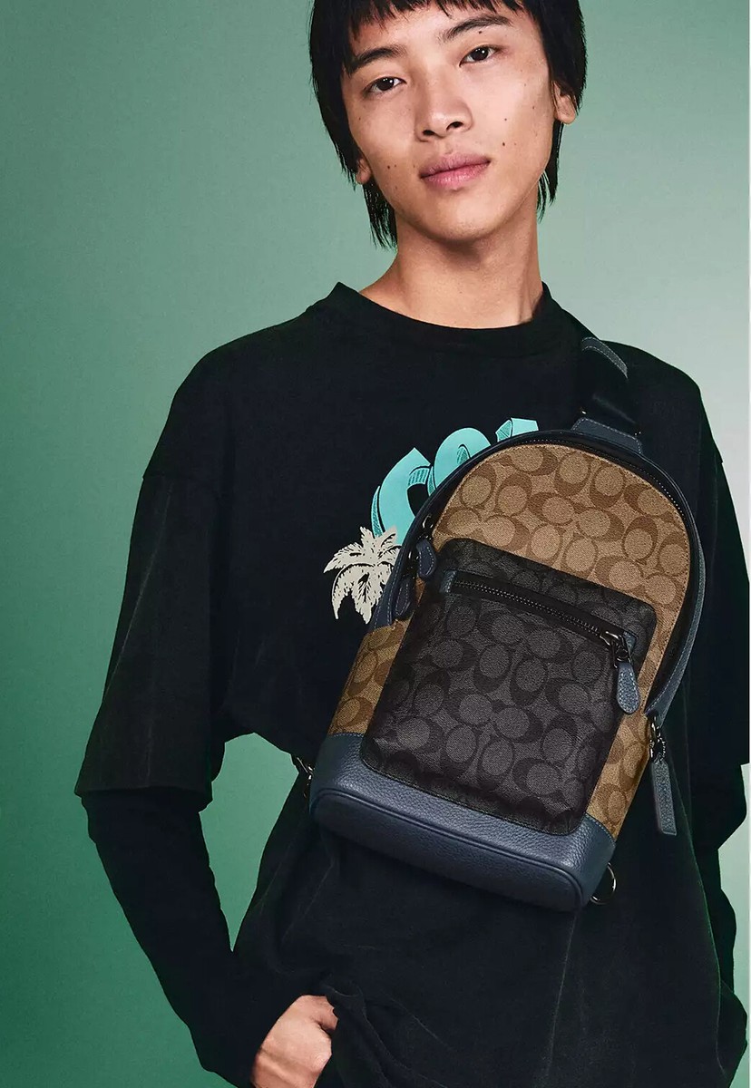 ショルダーバッグ COACH West Pack With Varsity Motif CAJ58 Coach West Pack With Varsity Motif | Brixton Baker