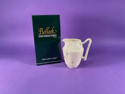 Belleek Harfe Kleeblatt Krug