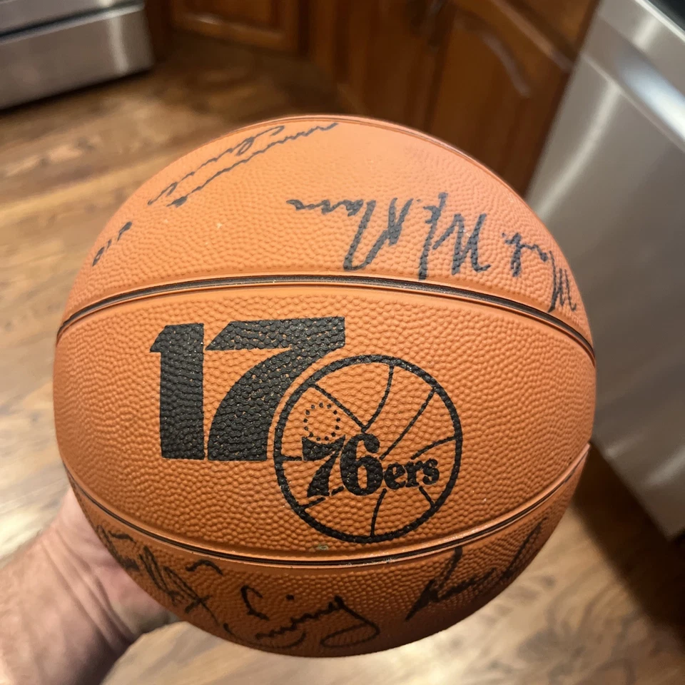 1982-1983 76ers Champions/HOFers Signed Basketball And Julius Erving - Image 3 of 4