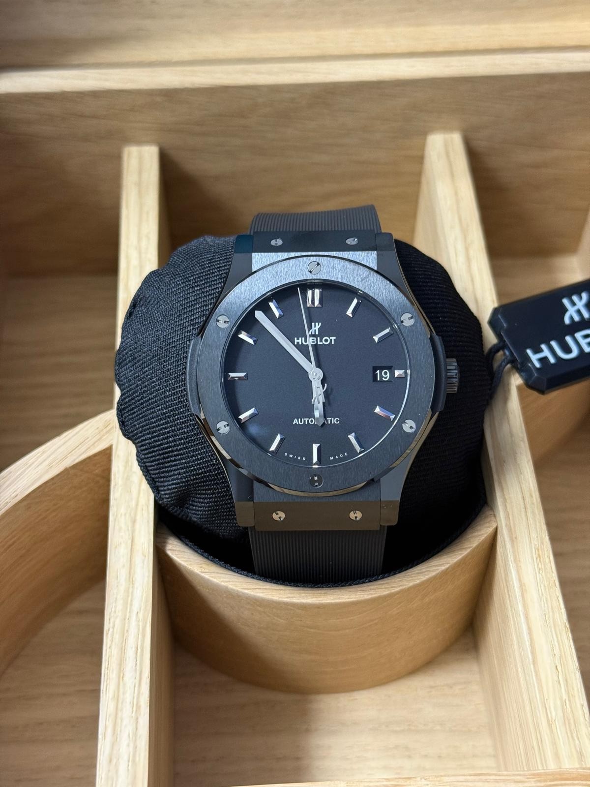 HUBLOT 511.CM.1171.RX CLASSIC FUSION BLACK MAGIC 45 MM