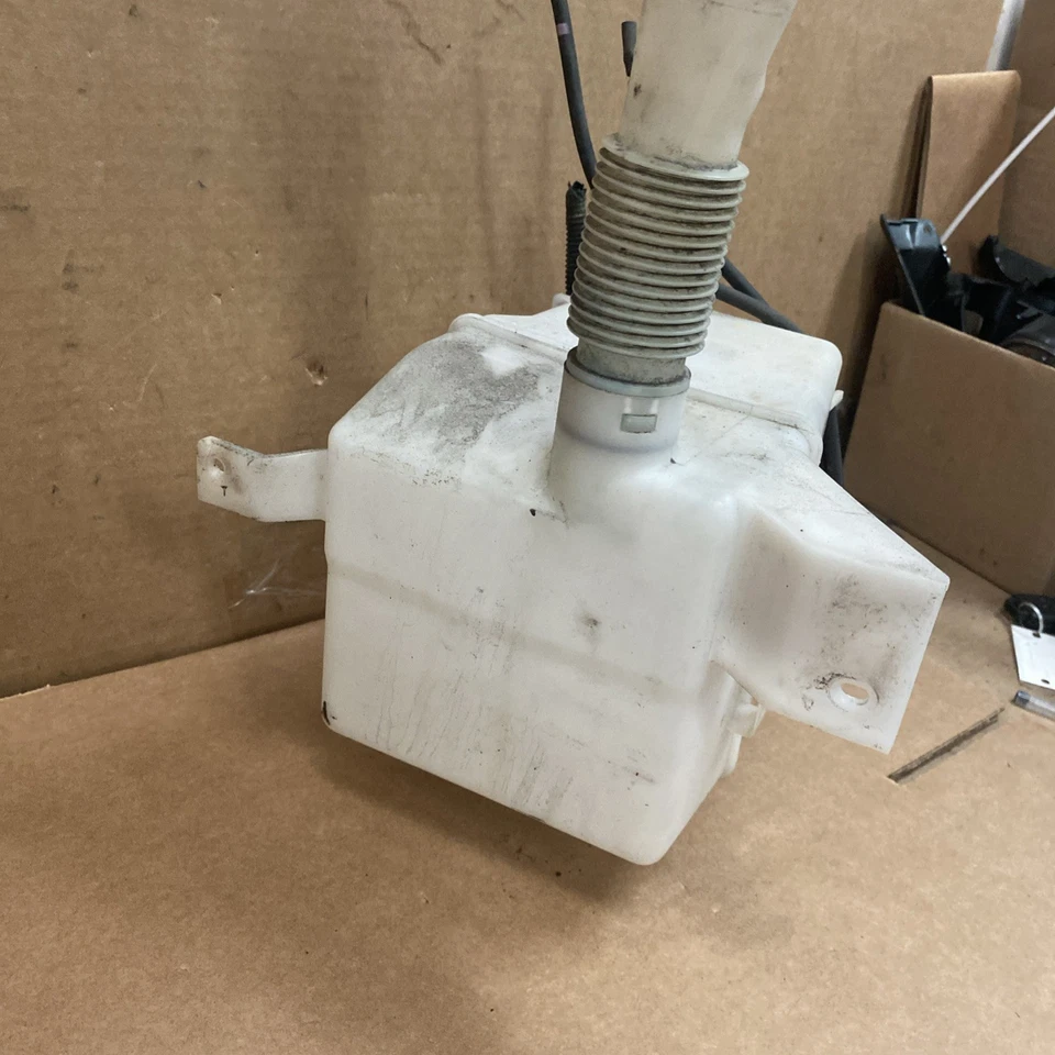 Subaru Impreza 2008 2009 2010 2011 parabrisas lavadora depósito botella vagón Foto 3 de 4