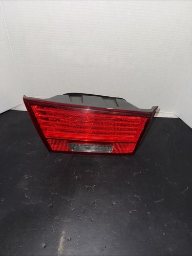 Fits 2009-2010 Hyundai Sonata Left Hand Taillight Assembly OEM:924040A500