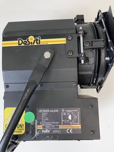 DESISTI studio stage LED Magis LD300 DMX FRESNEL SPOTLIGHT