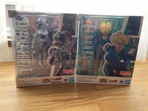 Figuras Bandai S.H.Figuarts Dragonball Z Mecha Freezer y Super Saiyajin Trunks