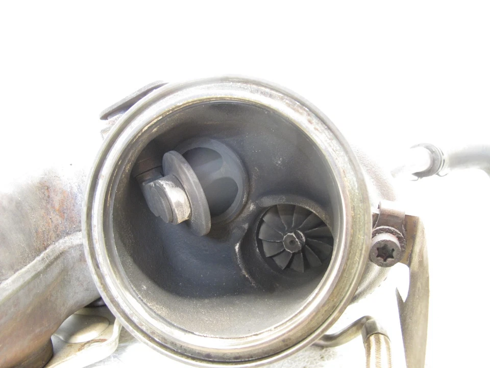 TURBO SOPLADOR TURBOCOMPRESOR BMW F30 320i 228i 428i 528i X1 X3 X4 X5 Z4 2.0 0 12-18 Foto 3 de 4