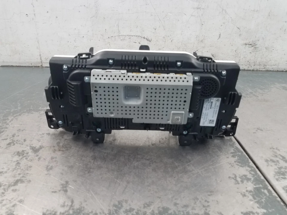 2018 BMW M5 F90 Gauge Cluster #2469 - Image 3 of 4