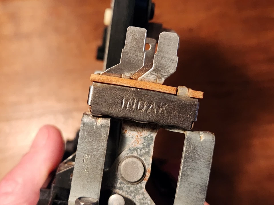 Control de tablero calentador Buick Regal Century original GM 1974-1977 Foto 4 de 4