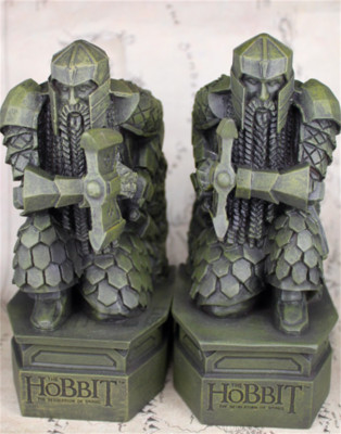 Lord of The Rings Hobbit The Lonely Mountain EREBOR Dwarf Statue Bookends Axe Ve