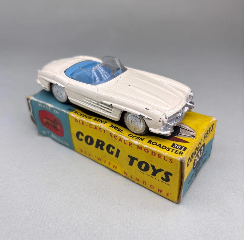 CORGI TOYS 303 MODELLINO AUTO VINTAGE MERCEDES BENZ 300SL 1/43 SCATOLA ORIGINALE - Immagine 2 di 4