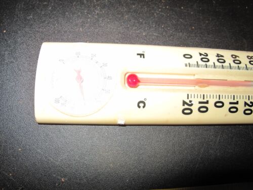Vintage Accurate Thermometer - Picture 3 of 4