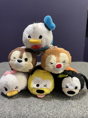 6 Disney Tsum Tsum 3.5” Mini Winking Plush Daisy Donald Pluto Chip