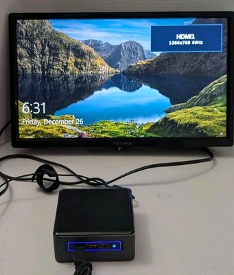 値下げしました。美品 Intel NUCi3BNH Intel NUC NUC7I3BNH i3-7100U 2.4GHz 4GB RAM 256GB SSD + Adapter