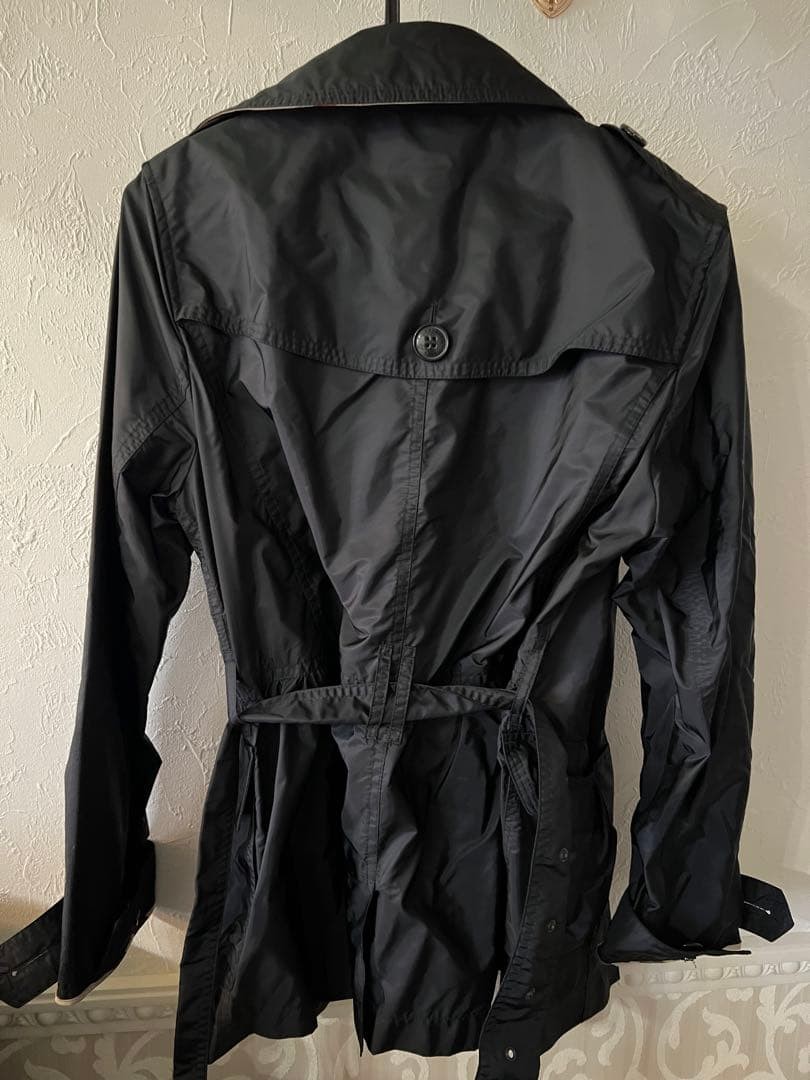 Burberry       Trench Coat thumbnail 5