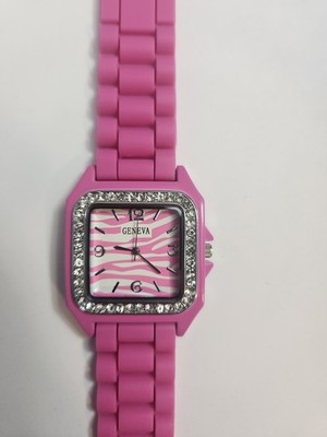 Ladies Geneva Crystal Watch.  New Battery