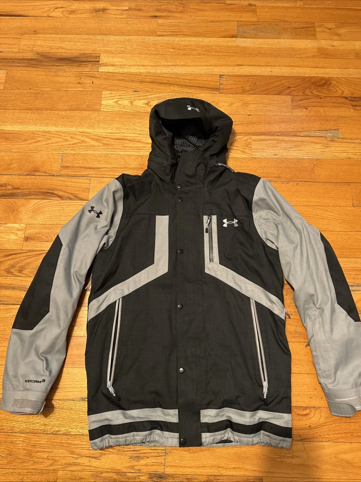 Vintage Under Armour ColdGear Storm 3 Insulated Jacket Men’s Size M Black Gray