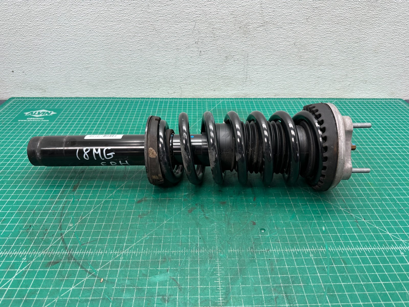 14-24 MASERATI GHIBLI - FRONT LEFT OR RIGHT SHOCK ABSORBER STRUT W/ SPRING OEM