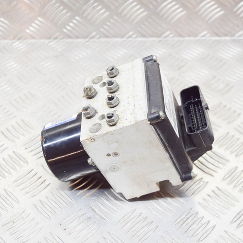 VOLKSWAGEN PASSAT B6 ABS Pumpe und Steuermodul 3C0614109P 2.0 D 103kw 2005