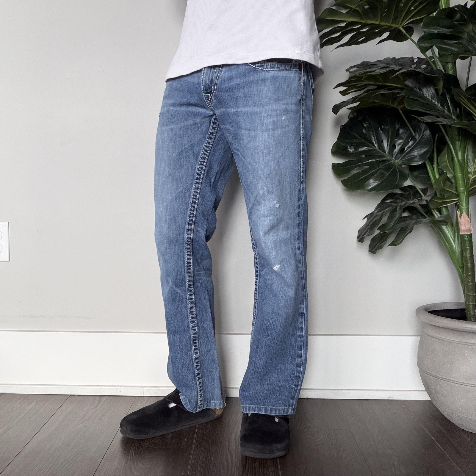 Y2K True Religion Jeans Mens 31x30 Blue Bootcut Distressed Made In USA Denim thumbnail 2