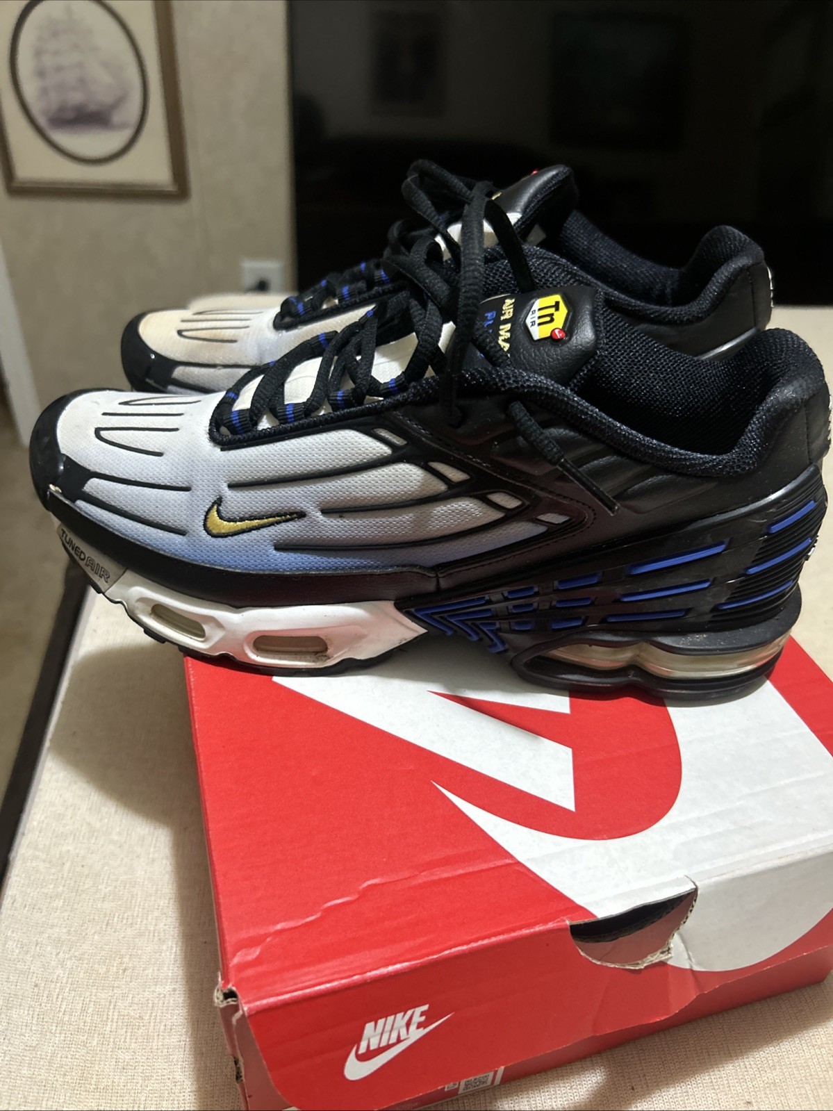 Size 9.5- Nike Air Max Plus 3 Hyper Blue