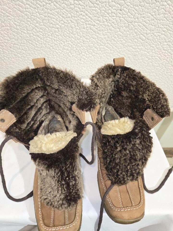 Bearpaw Mujer Botines Talla 6.5 EU 37 Tostado Gamuza Correas al Tobillo Con Cordones Sherpa Foto 2 de 4