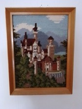 Gobelin Stickbild Rahmen. Schloss Neuschwanstein, Breite Ca.16,5 Höhe Ca 22 Cm