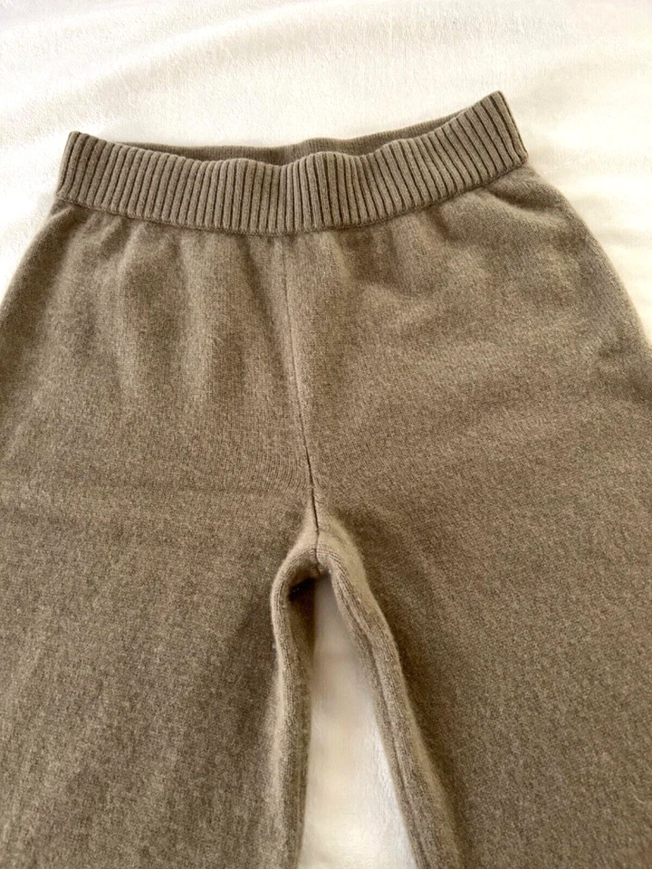 Suéter feminino BANANA REPUBLIC cashmere culottes tamanho P bronzeado silencioso luxo preppy - Imagem 2 de 4