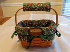 1997 LONGABERGER DRESDEN TOUR BASKET II W/CLOTH LINER & 4 FAMILY SIGNATURES