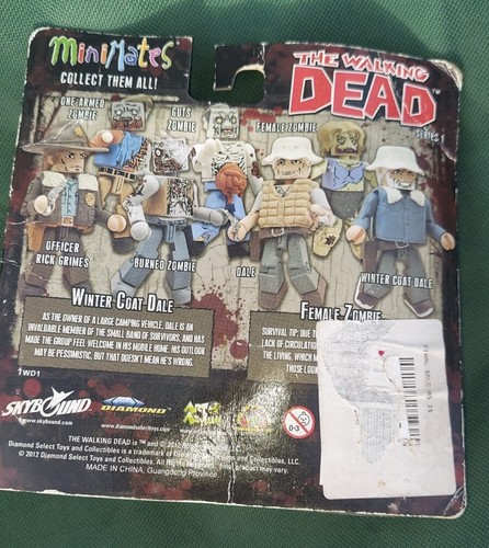 The Walking Dead Minimates Series 1 Winter Coat Dale And Female Zombie - Picture 2 of 3