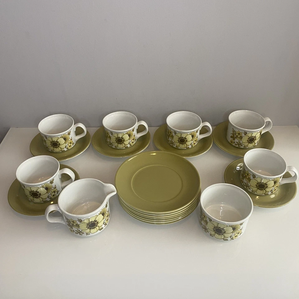 Hostess Tableware Debutante Tea Set Cups Saucers Plates Jug Sugar Retro Floral - Image 3 of 4