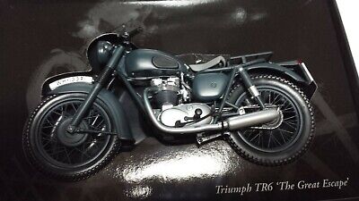 The Great Escape Steve McQueen Triumph Tr6 MINICHAMPS 1/12 The Great Escape Steve McQueen Triumph Tr6 MINICHAMPS 1/12