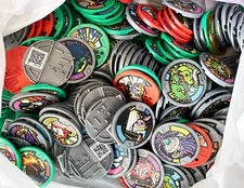 Yo-Kai Yokai Watch MYSTERY MEDAL LOT of 5 Medals Green Red Grey