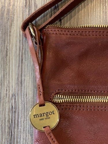 Bolso Hobo Bandolera Grande Margot Cuero Suave Marrón Rojizo/Color Óxido - Imagen 4 de 9