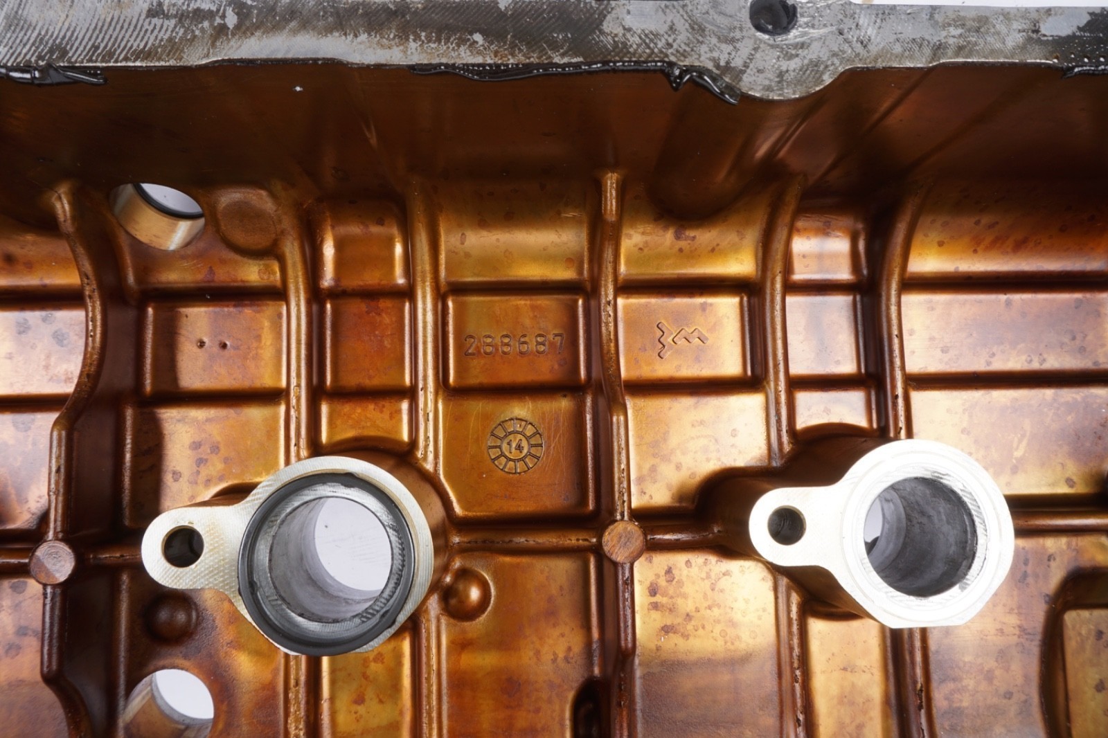 2014-2021 Maserati Ghibli 3.0L Engine Valve Cover Left Driver OEM