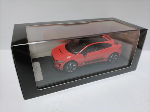 TSM 1/43 Jaguar I-Pace SUV 2017 - Picture 5 of 6