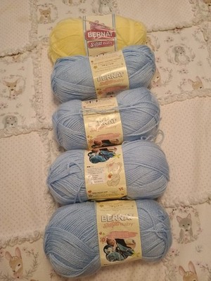 5 Skeins Bernat Softee Baby Yarn Lemon  And Pale Blue 5oz New 100% Acrylic