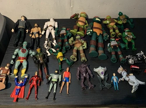 Action Figure Vintage/Retro Random Lot TMNT DC Power Rangers Mattel Etc.