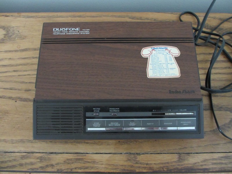 Vintage Radio Shack Duofone TAD-325 Dual Cassette Telephone Answering System