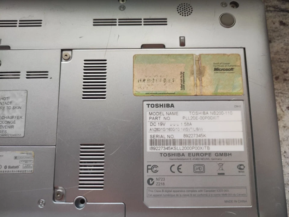 Toshiba Netbook NB200-110 Intel Atom N280- 2GB RAM 150GBHDD NO SISTEMA OPERATIVO - Immagine 4 di 4