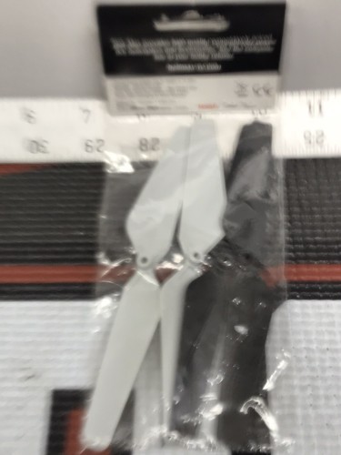 Heli-Max HMXE: PROP SET 230SI QUADCOPTER NewInPack USA Shipped - Picture 4 of 4