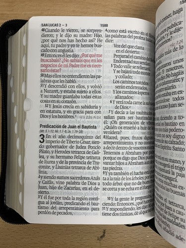 Biblia compacta letra Grande reina valera 1960 cierre negro indice 11 puntos - Picture 5 of 8