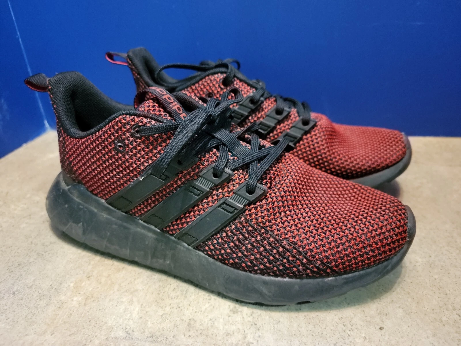 Scarpe da corsa ADIDAS Questar Flow FY6461 taglia 6 palestra atletica rosse nere usate