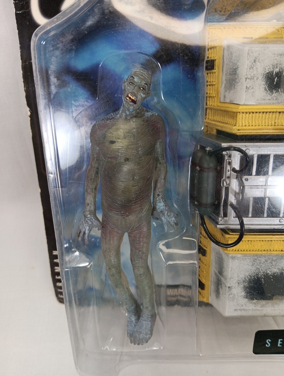 The X-Files Series 1 FIREMAN Action Figure McFarlane Toys